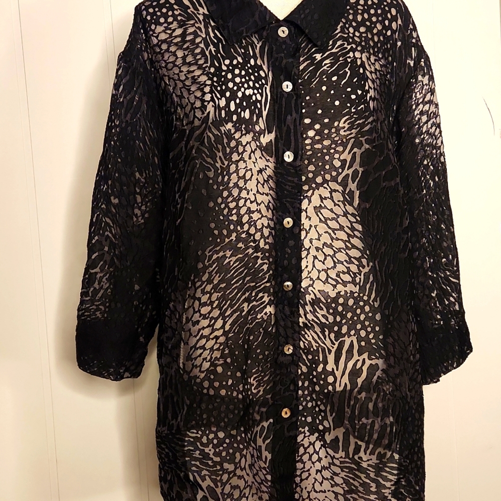 Y2K  black Alternative  lace whismigoth fairy Ren Faire button-down shirt.2x